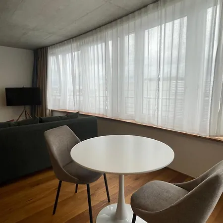 Vollmobliertes Studio Bahnhof Apartment